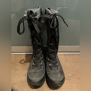 Merrell Winter hiking boots water resistant black grey Thinsulate 7.5 gray